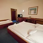 Bajt Ξενοδοχείο Μαριμπόρ