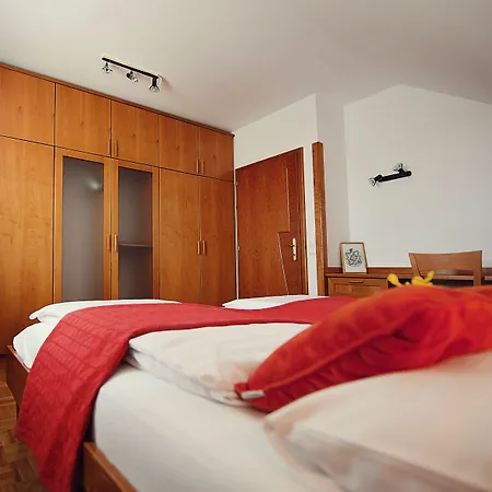 Bajt Hotel 3*