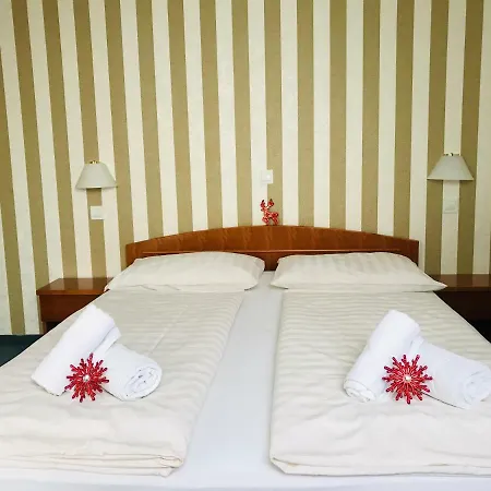 Hotel Bajt 3*
